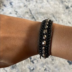 Beaded bracelet with adjustable back